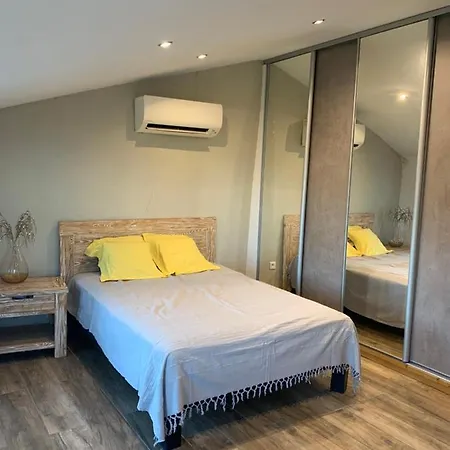 Maison En Pierre - Proche De La بيت للعطل *